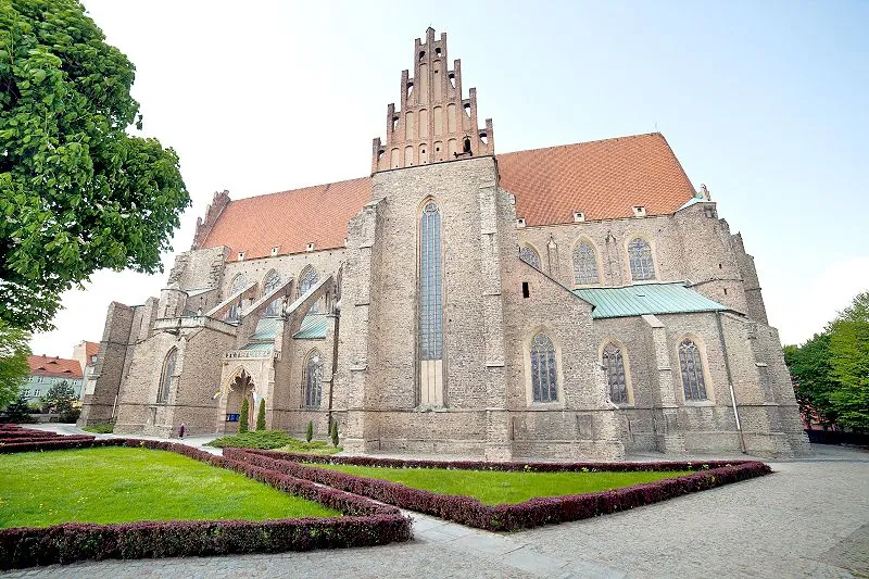 Parafia św. Apostołów Piotra i Pawła - zdjęcie 2