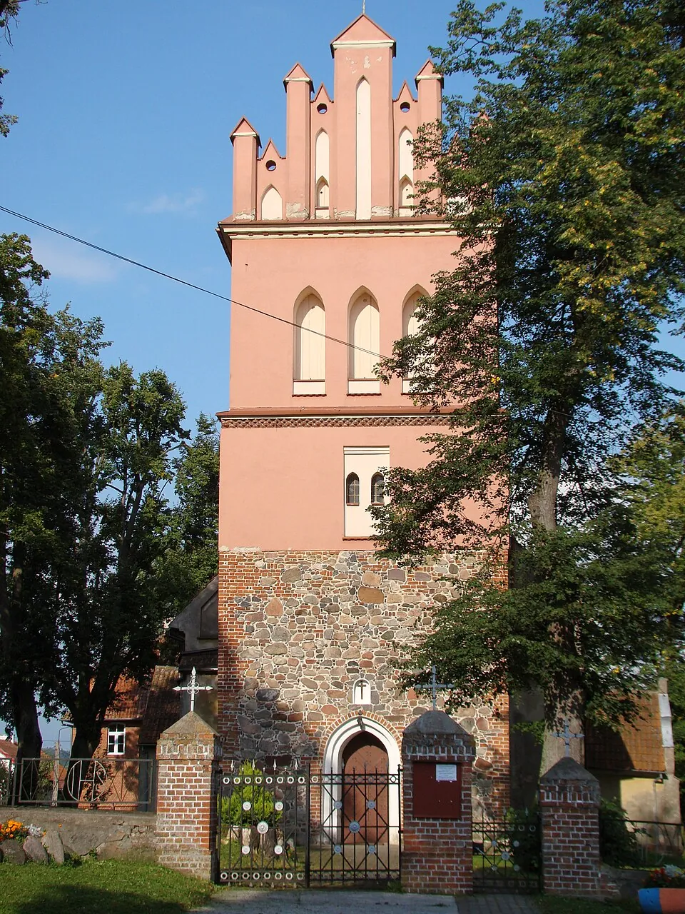 Kościół - Parafia św. Apostołów Szymona i Judy Tadeusza