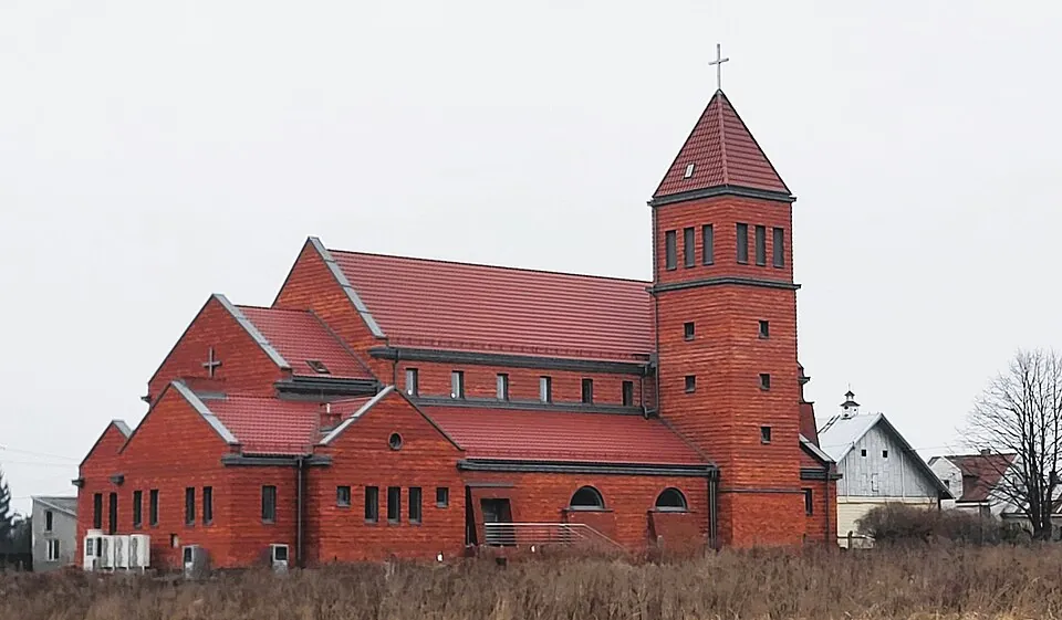 Kościół - Parafia św. Hiacynty i Franciszka