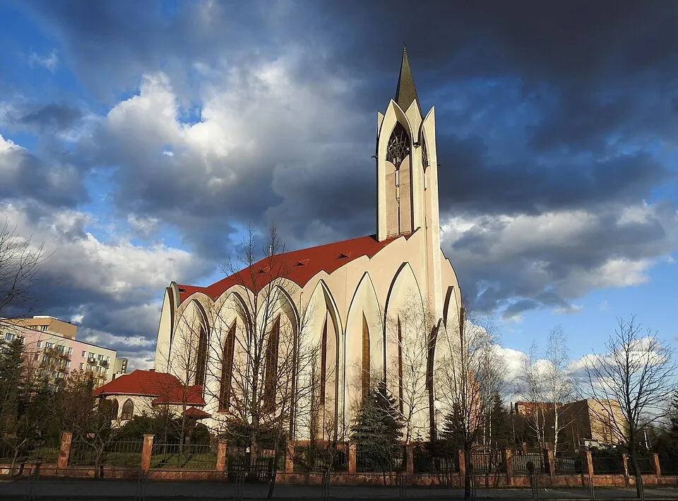 Kościół - Parafia św. Jadwigi Królowej