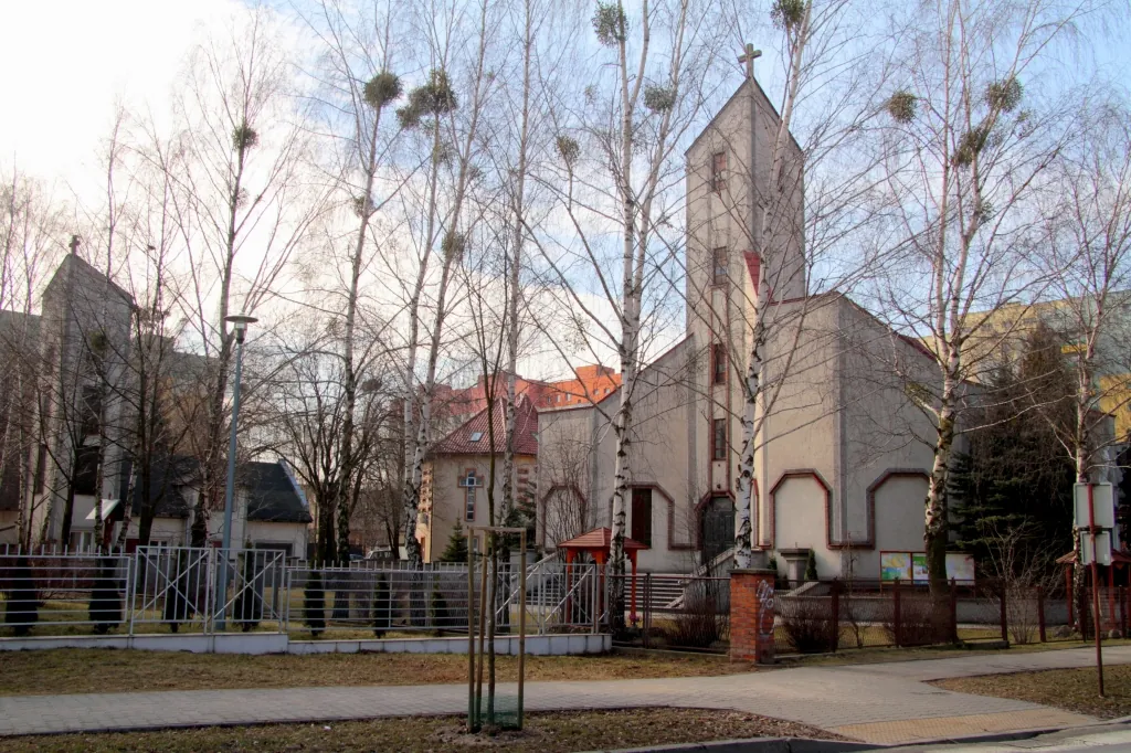 Parafia św. Jadwigi Królowej - zdjęcie 2