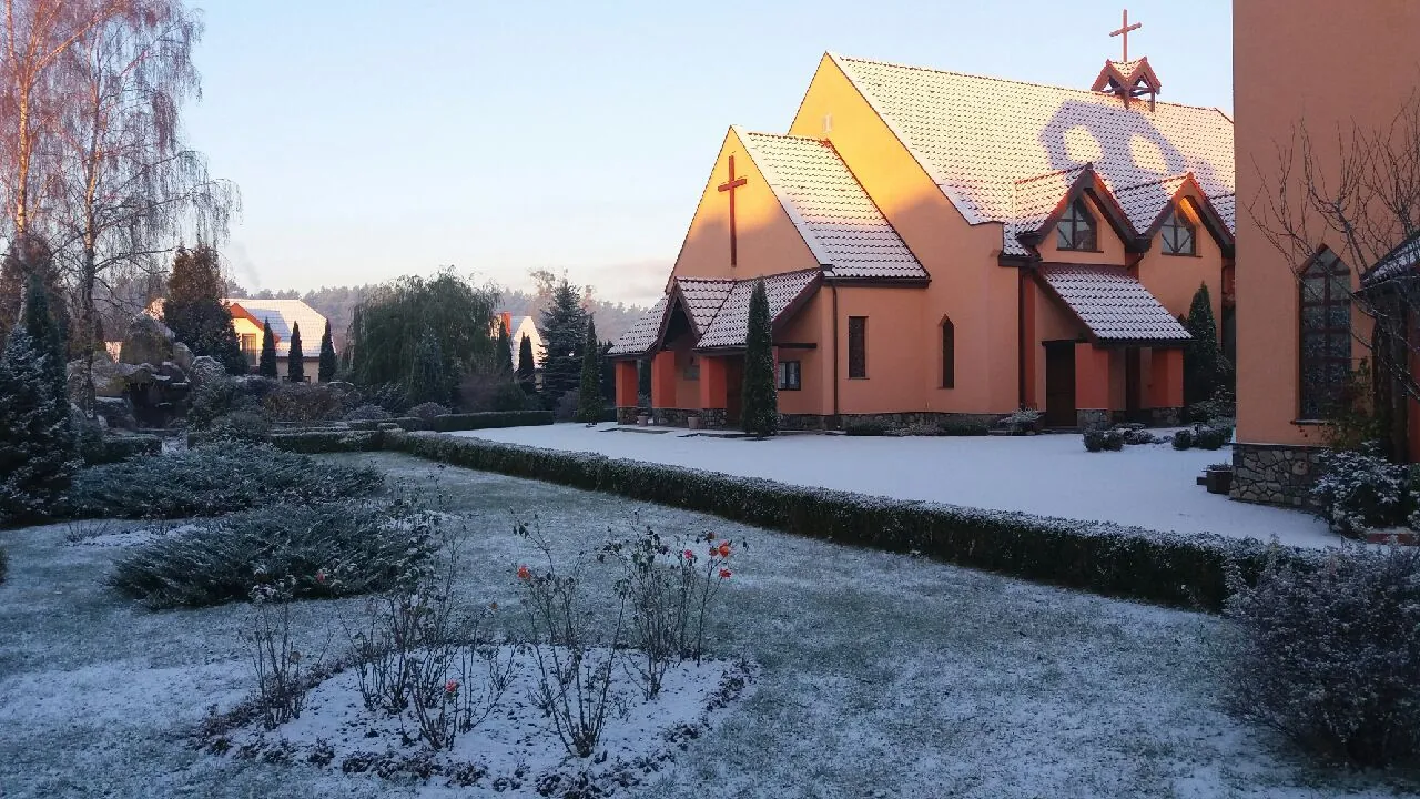 Parafia św. Jadwigi Śląskiej - zdjęcie 4