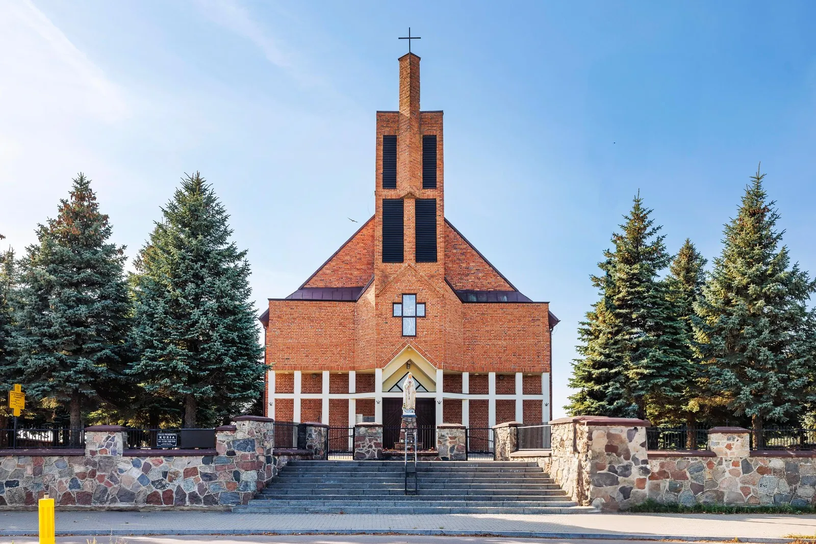 Parafia św. Jadwigi Śląskiej - zdjęcie 2