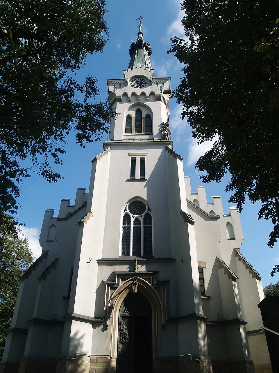 Kościół - Parafia św. Jadwigi Śląskiej