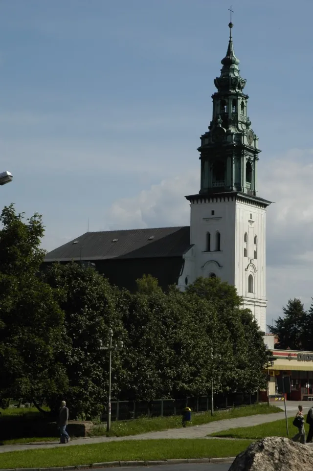 Kościół - Parafia św. Jadwigi Śląskiej