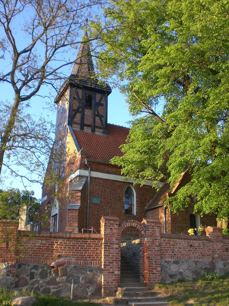 Kościół - Parafia św. Jakuba Ap.