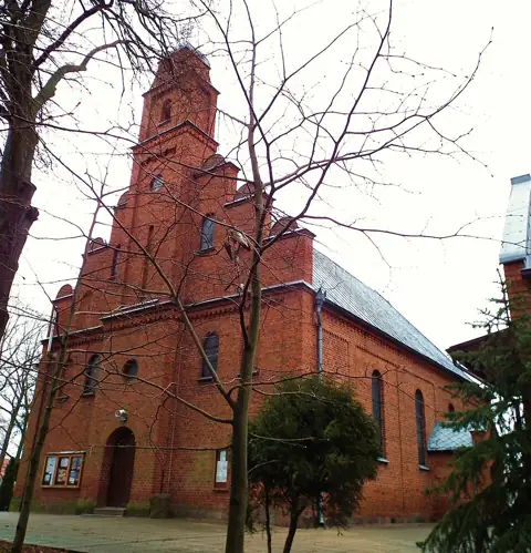 Kościół: Parafia św. Jakuba Większego, Gromadno