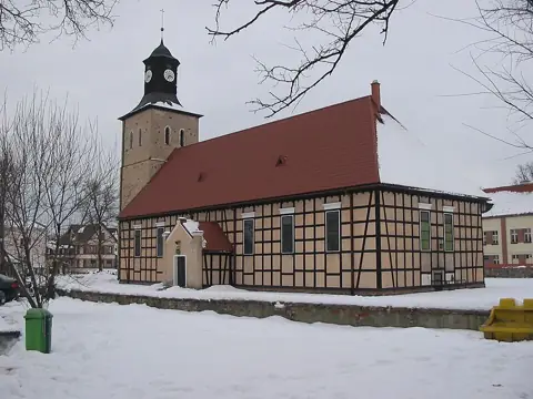 Kościół: Parafia św. Jana Chrzciciela, Pisz