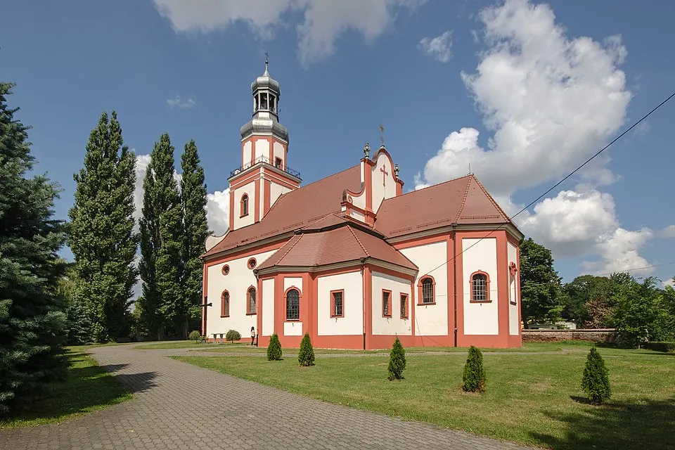 Kościół - Parafia św. Jana  Chrzciciela
