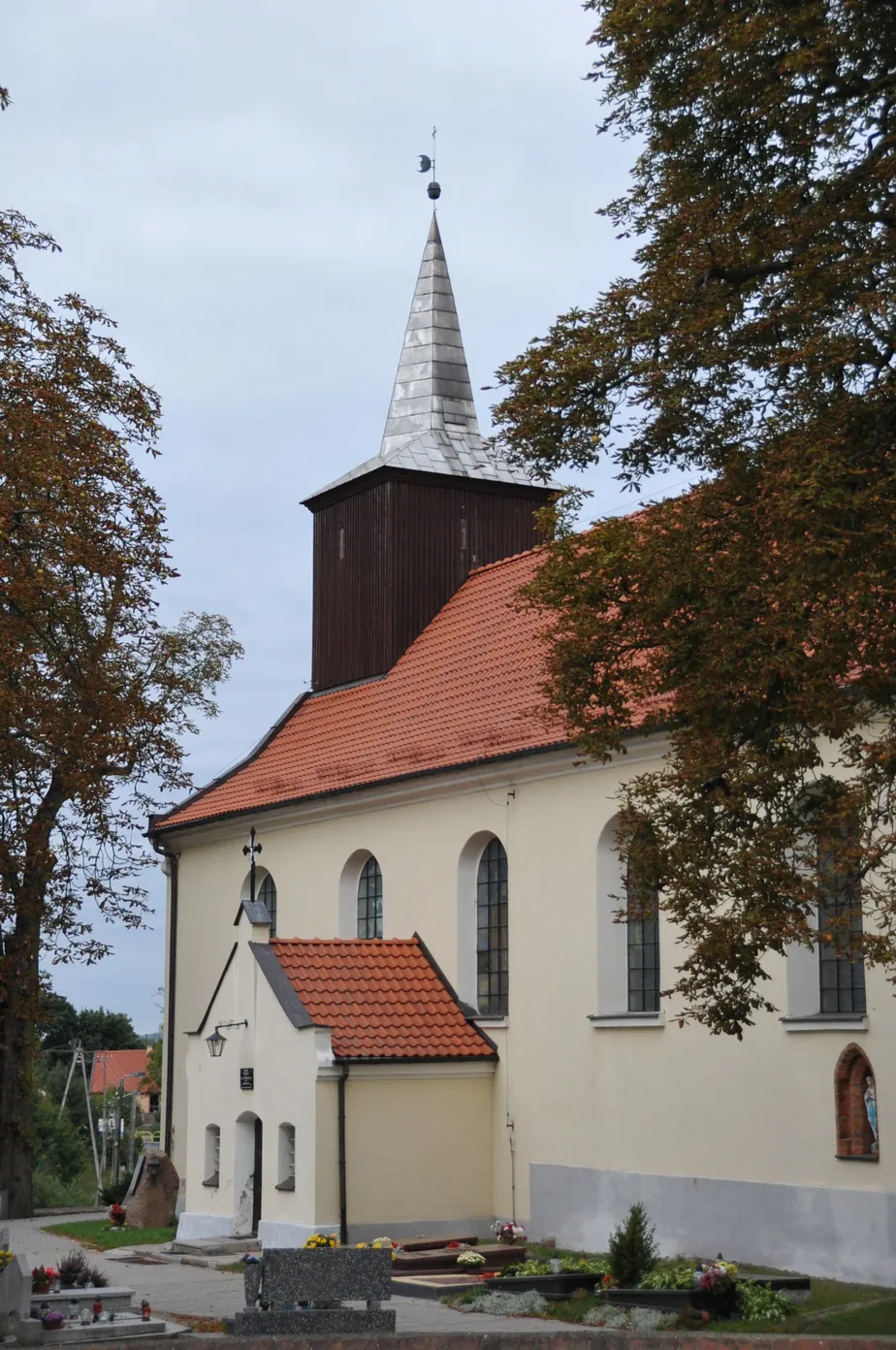 Parafia św. Jana Nepomucena - zdjęcie 4