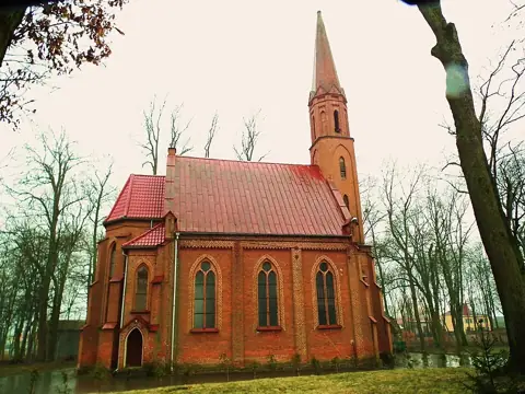 Kościół: Parafia św. Józefa, Bądecz
