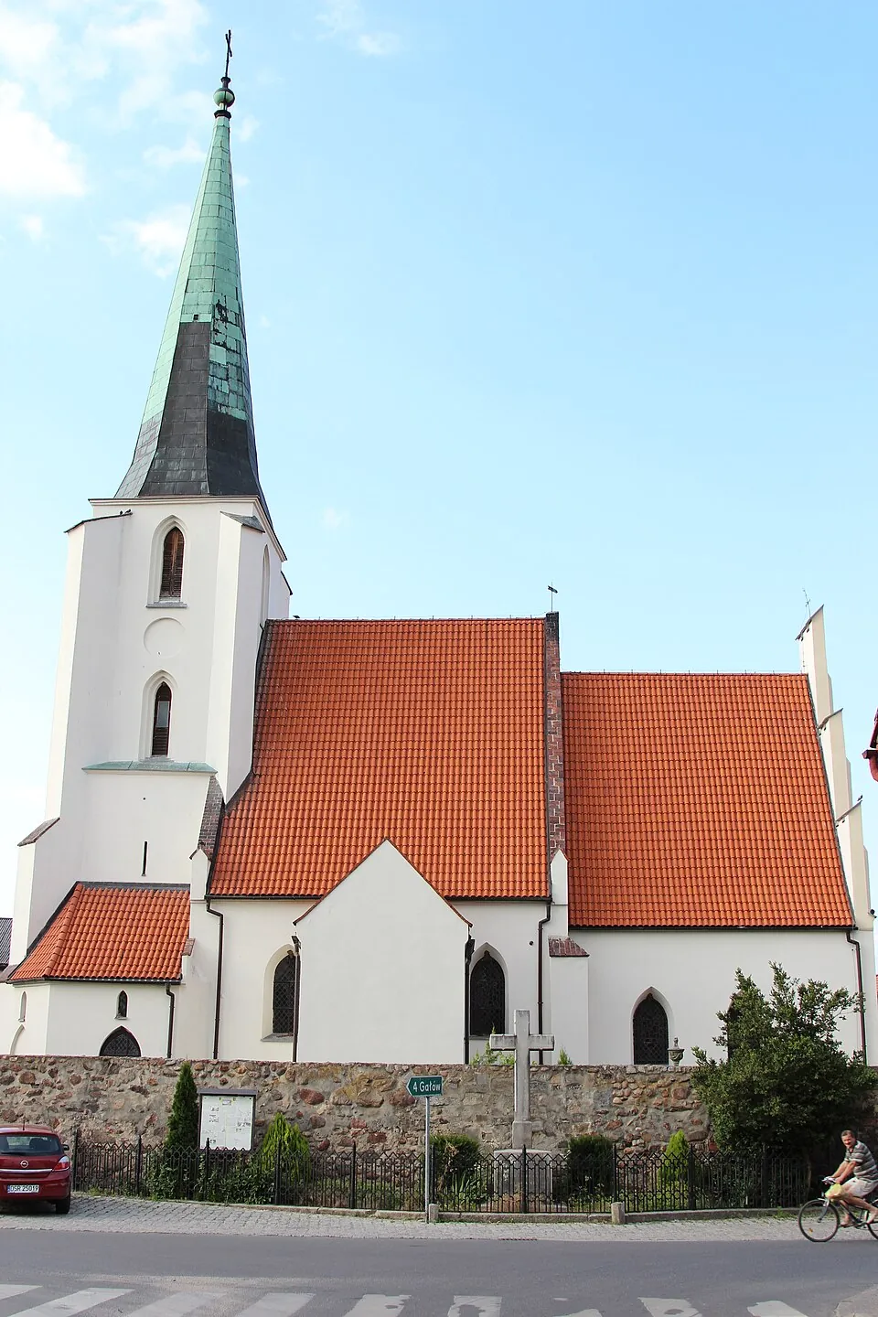 Kościół - Parafia św. Józefa Oblubieńca NMP