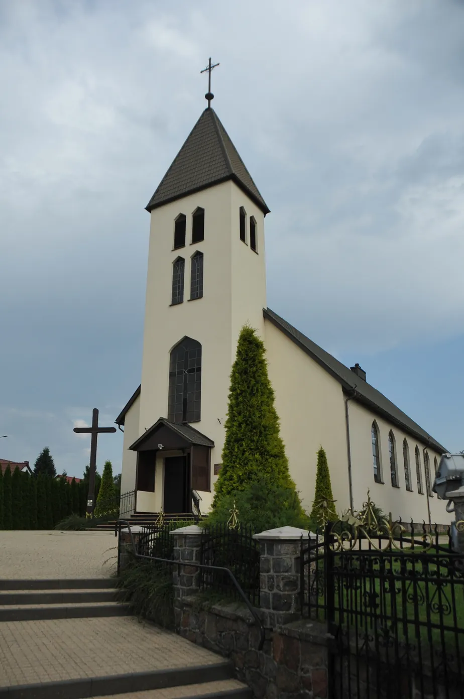 Parafia MB Częstochowskiej - zdjęcie 3