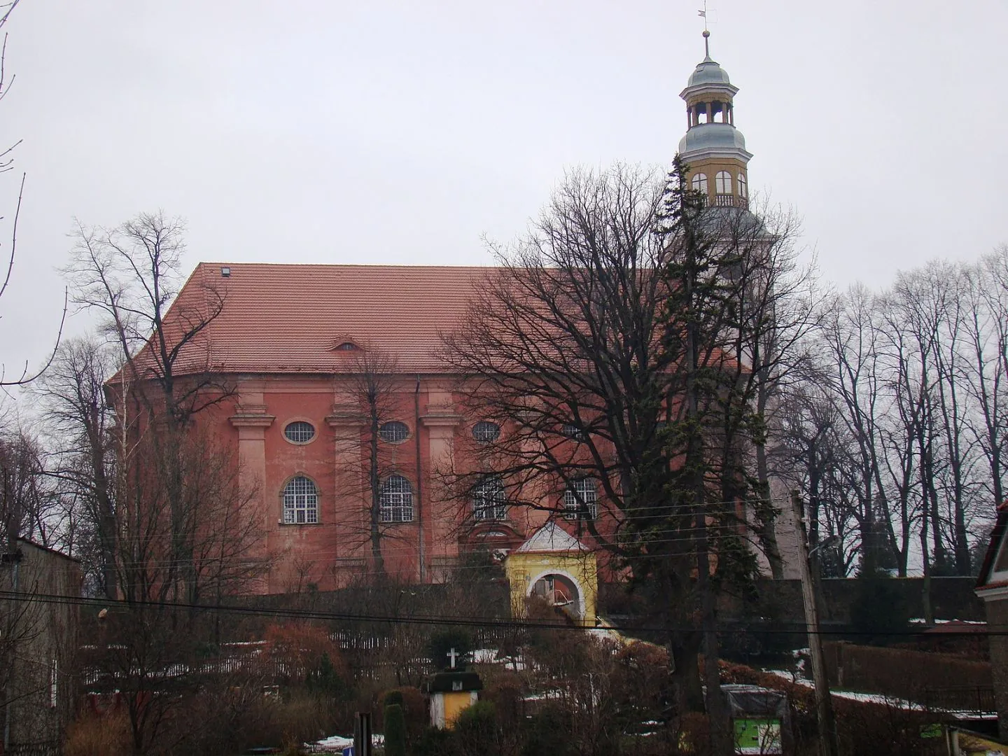 Kościół - Parafia św. Józefa Oblubieńca NMP