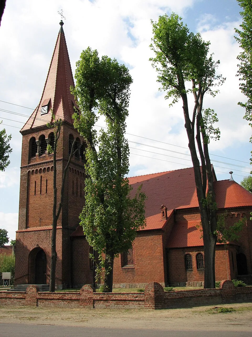 Kościół - Parafia św. Józefa Rzemieślnika