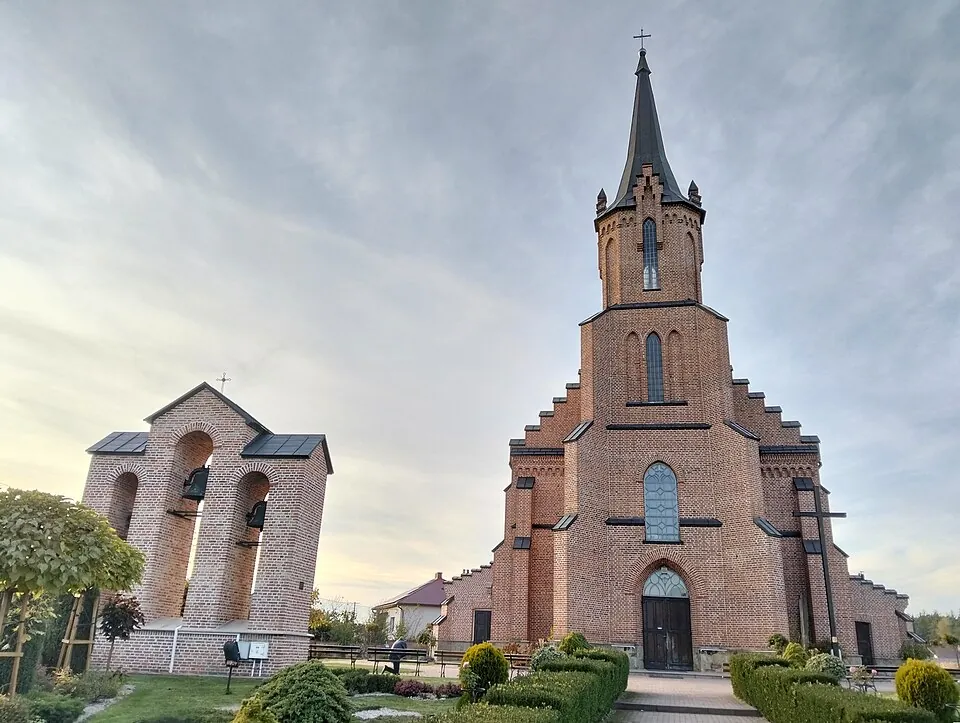 Kościół - Parafia św. Katarzyny Aleksandryjskiej PM