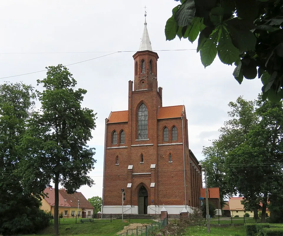Kościół - Parafia św. Kosmy i Damiana