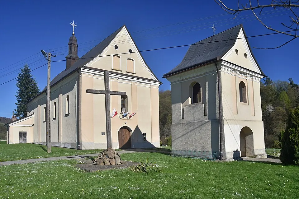 Kościół - Parafia św. Kosmy i Damiana