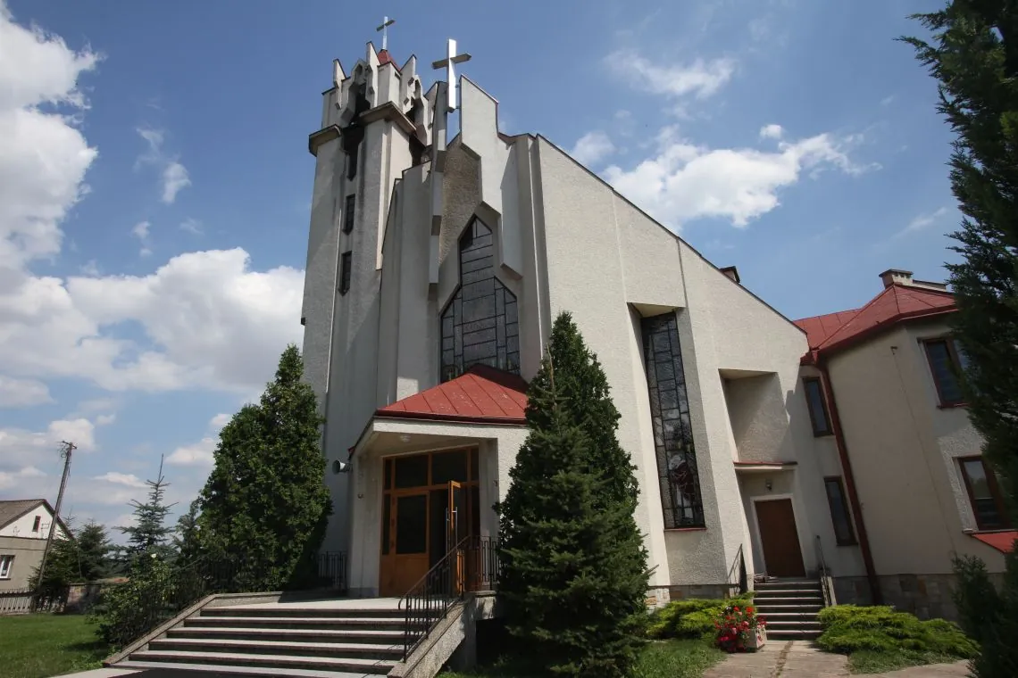 Parafia MB Częstochowskiej - zdjęcie 2