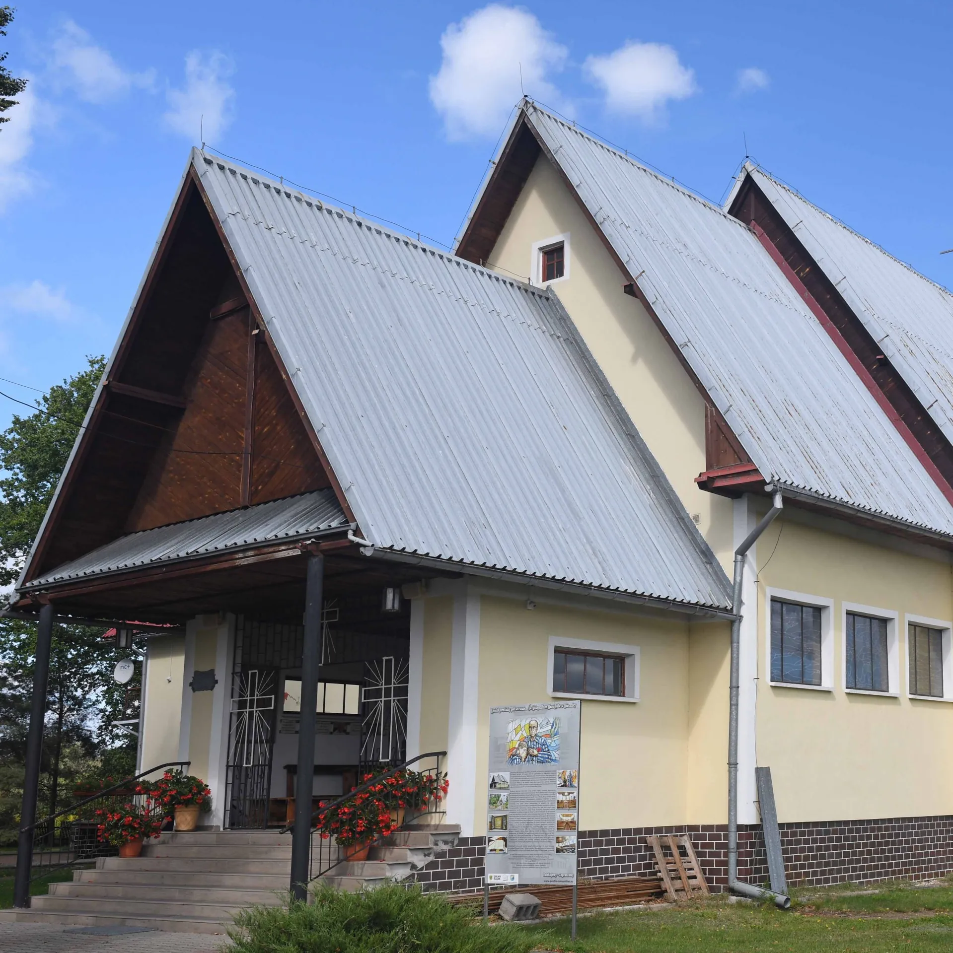 Kościół - Parafia św. Maksymiliana M. Kolbego