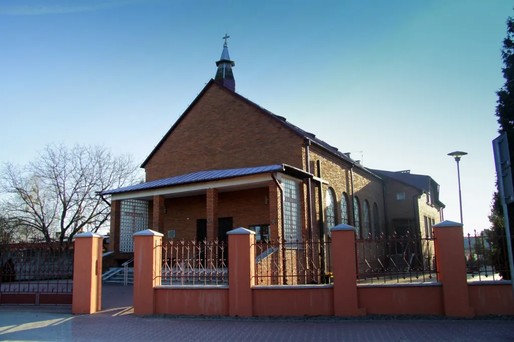 Parafia św. Maksymiliana Marii Kolbe - zdjęcie 2