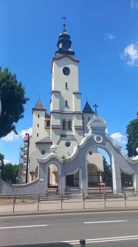 Kościół: Parafia św. Marcina, Stryków