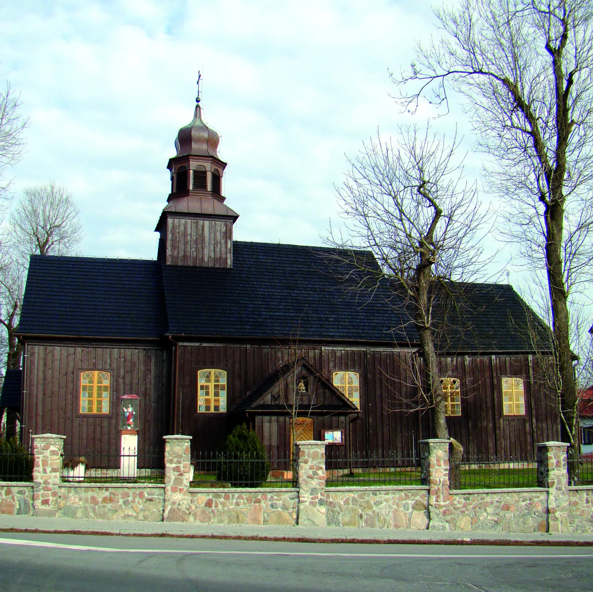 Parafia św. Marcina BM - zdjęcie 2