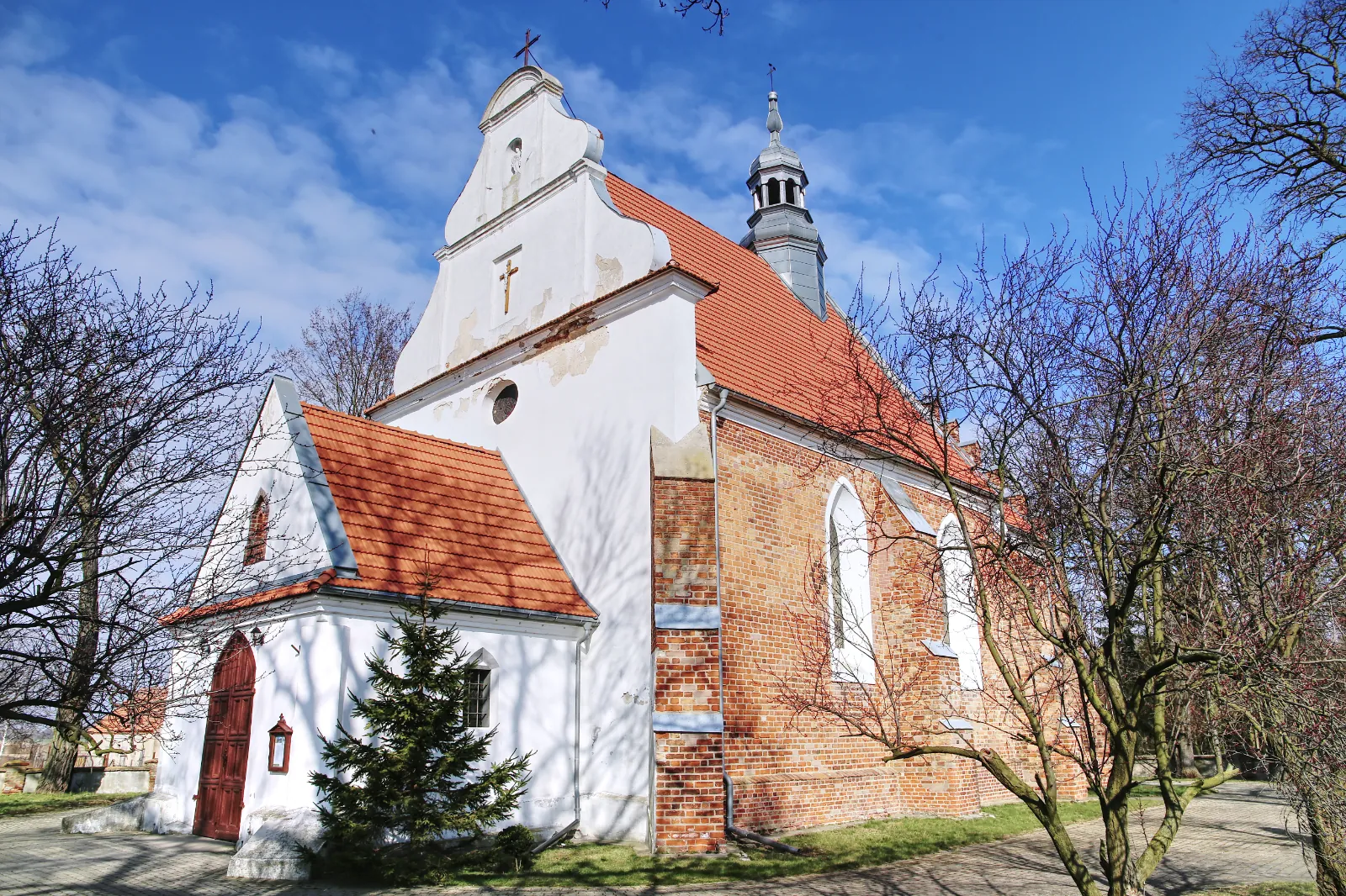 Parafia św. Mateusza - zdjęcie 2