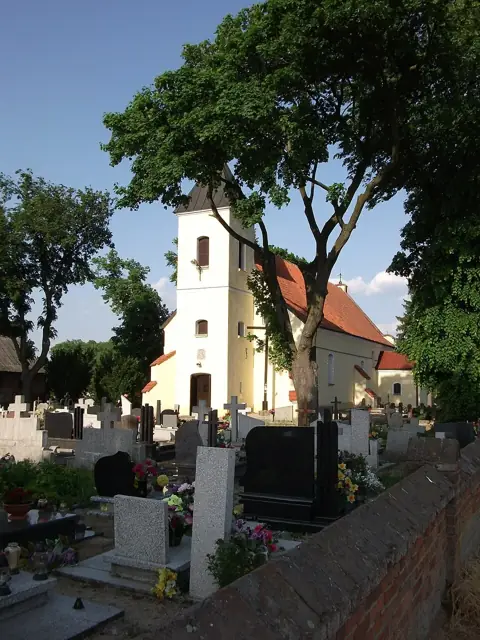 Kościół: Parafia św. Małgorzaty, Płowęż