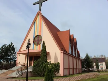 Parafia MB Jasnogórskiej - zdjęcie 2