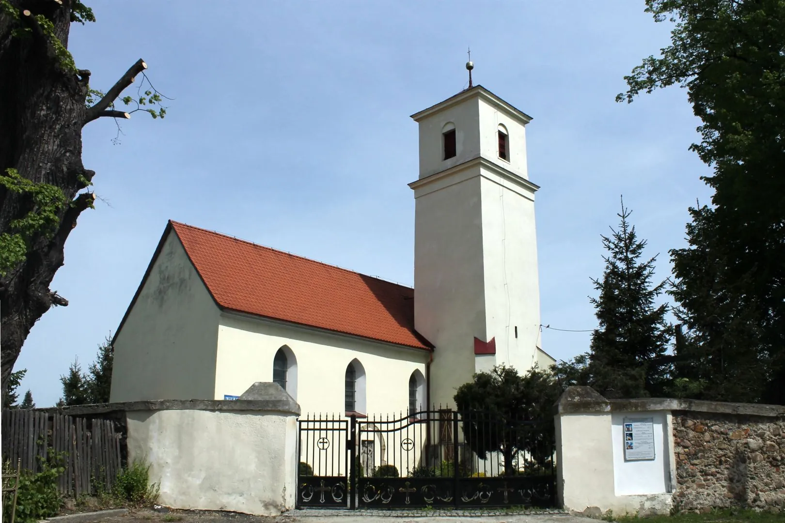 Parafia św. Michała Archanioła - zdjęcie 2