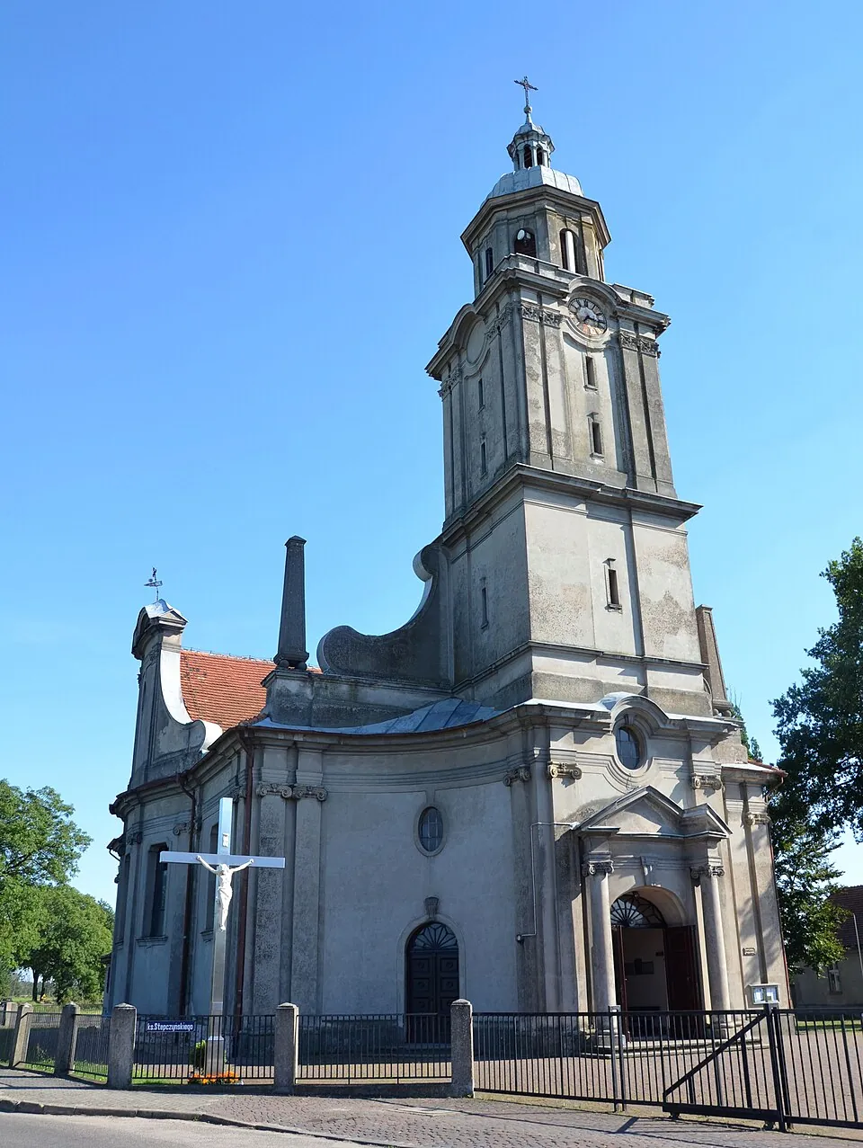 Kościół - Parafia św. Mikołaja