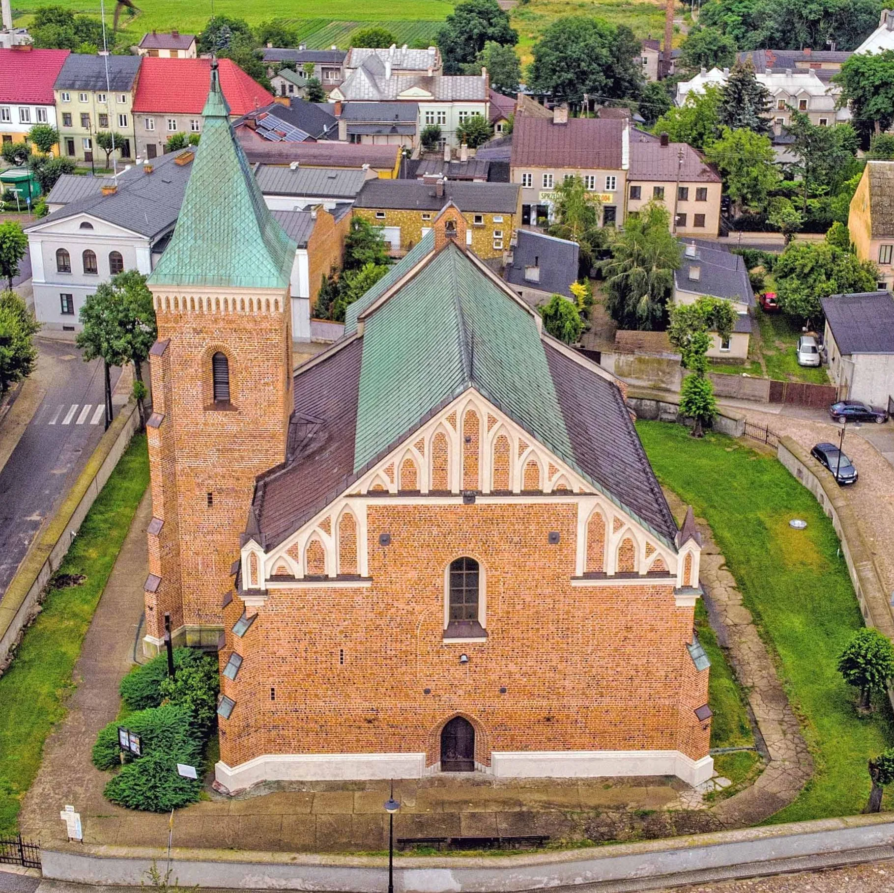Parafia św. Mikołaja B. - zdjęcie 2