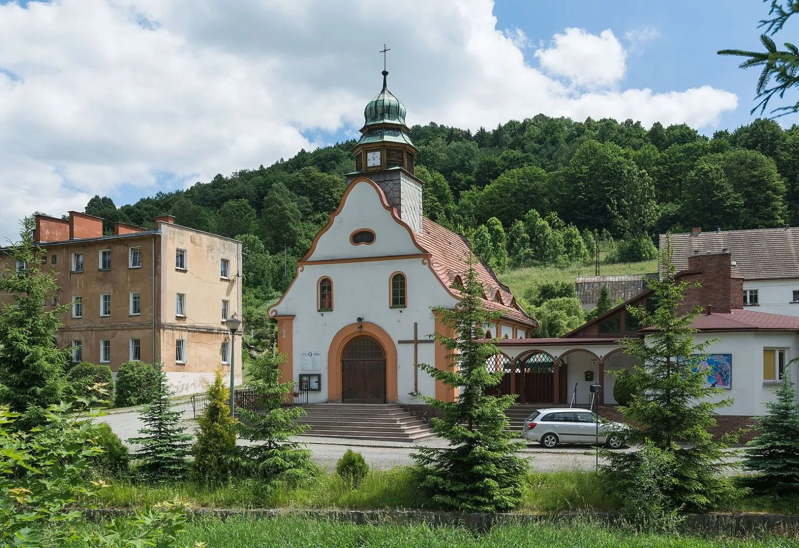 Parafia św. Piotra Kanizjusza - zdjęcie 2
