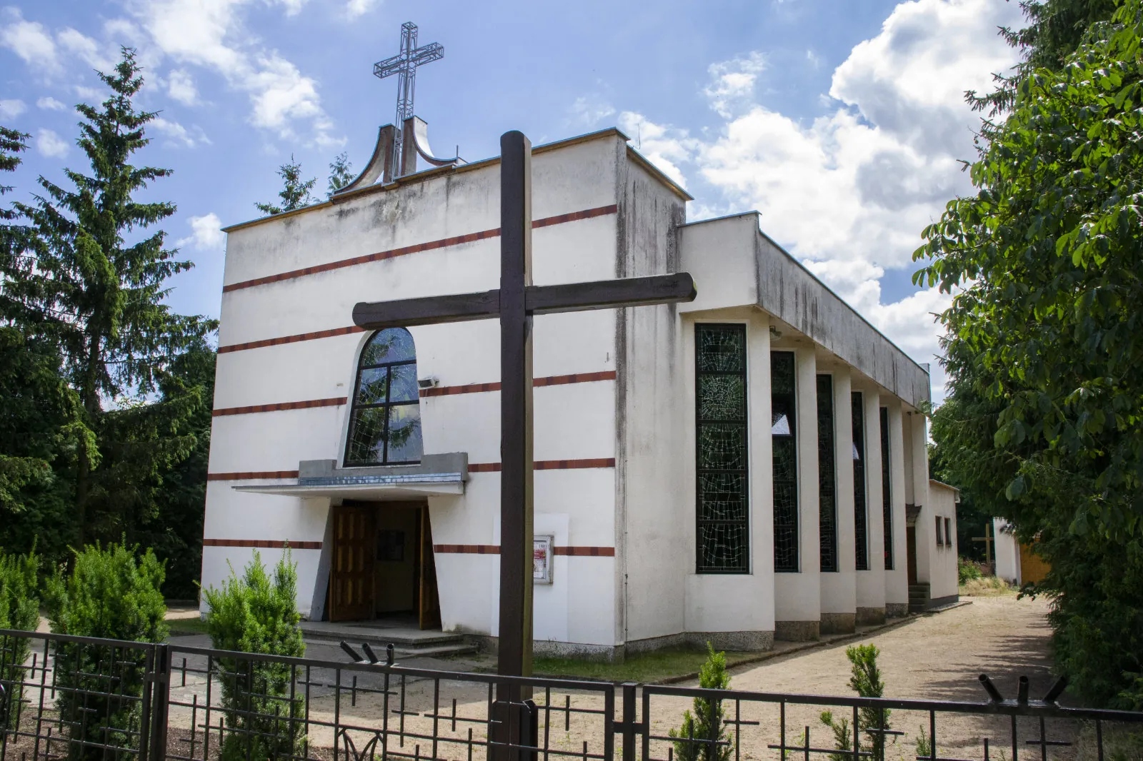 Parafia św. Stanisława BM - zdjęcie 2