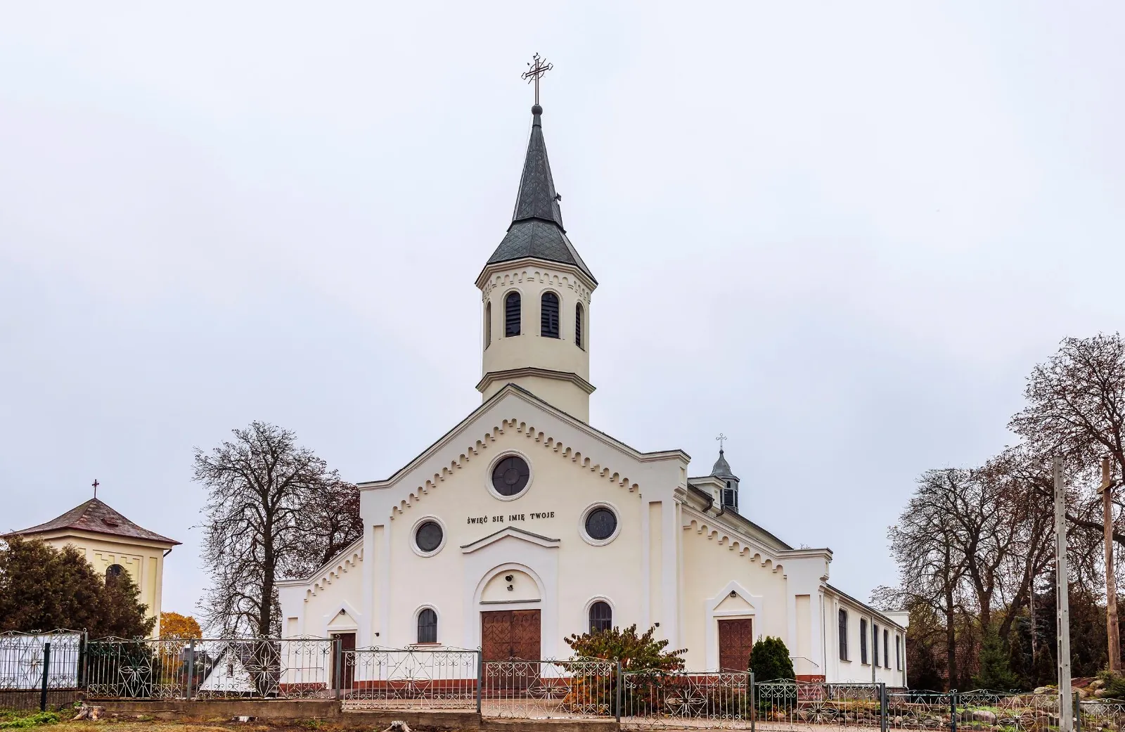 Parafia św. Stanisława BM - zdjęcie 2