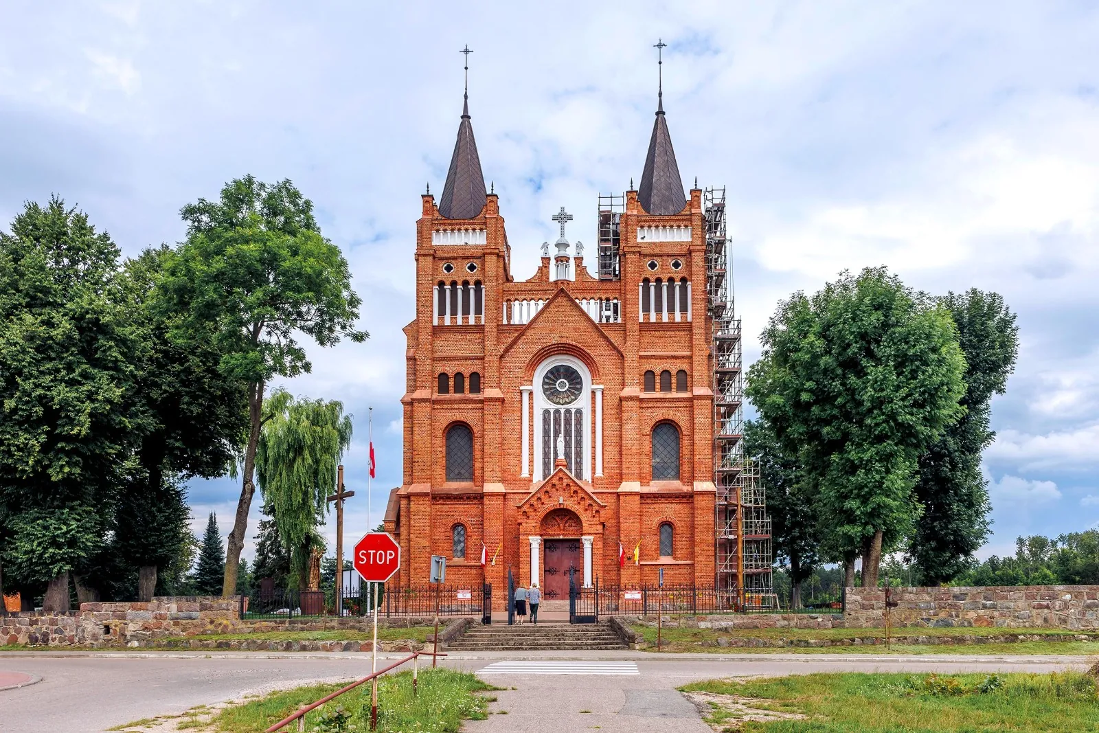 Parafia św. Stanisława BM - zdjęcie 2