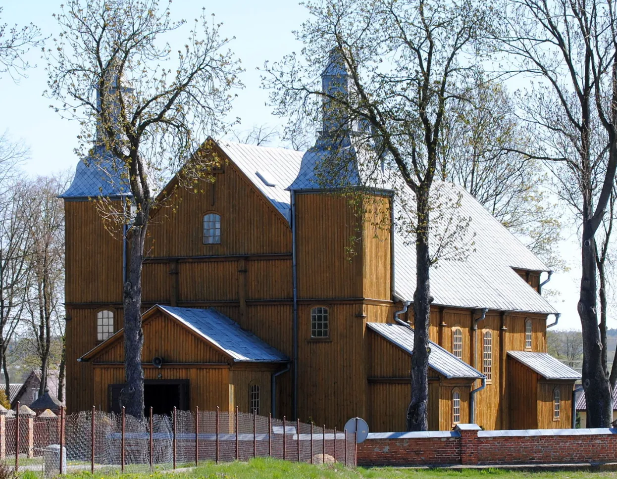 Parafia św. Stanisława BM - zdjęcie 2