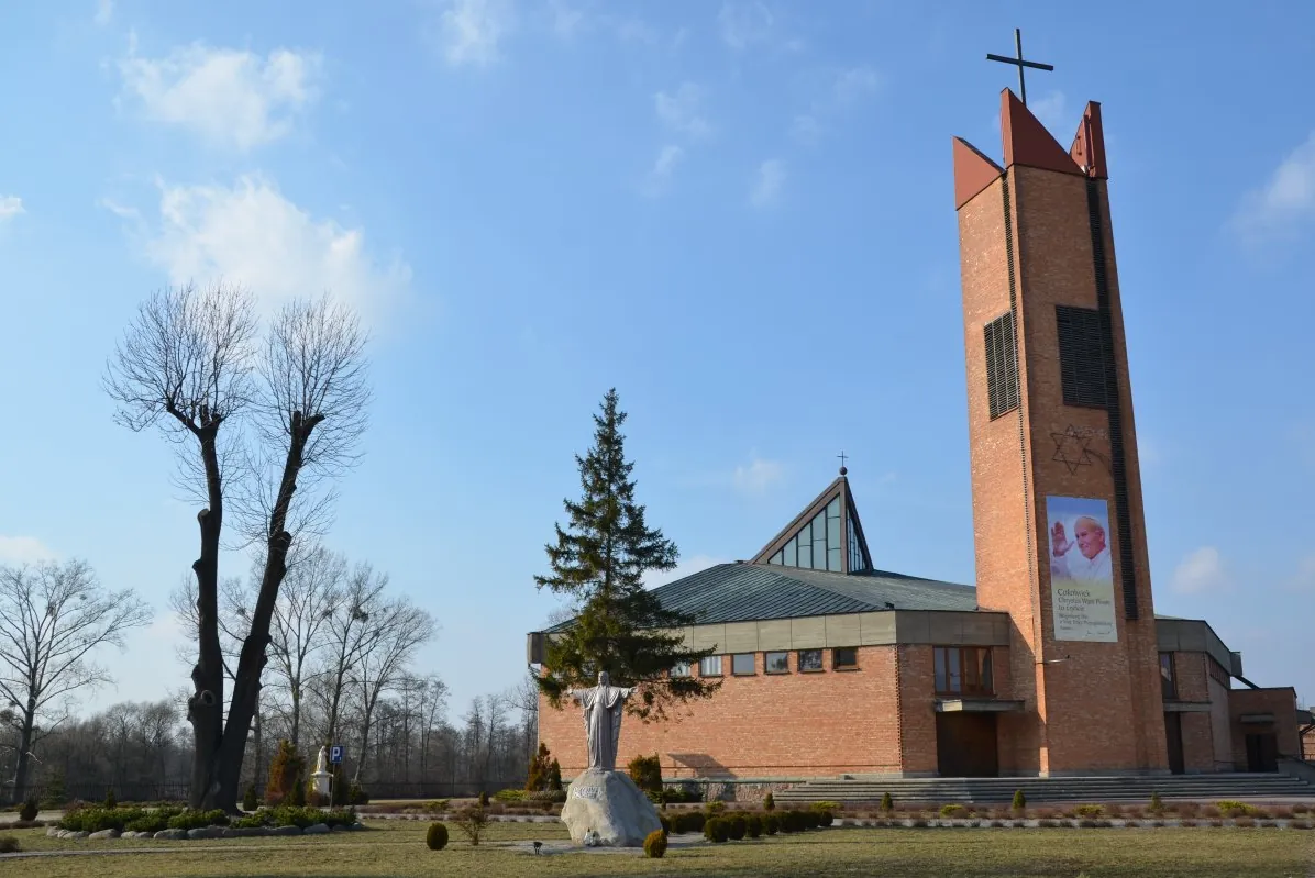 Parafia św. Stanisława BM - zdjęcie 2