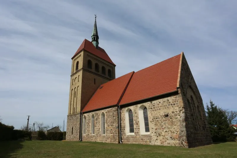 Parafia św. Stanisława BM - zdjęcie 3