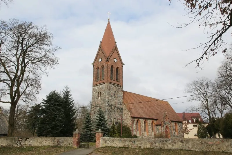 Parafia MB Królowej Polski - zdjęcie 3