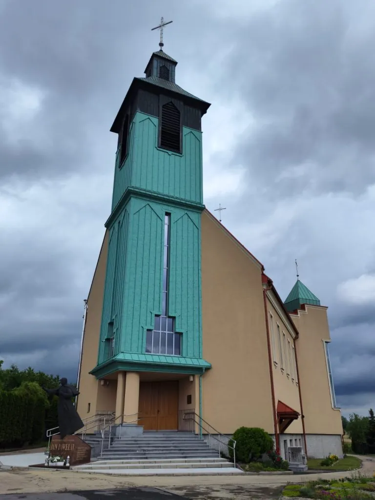 Parafia św. Stanisława Kostki - zdjęcie 2