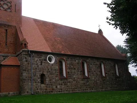 Kościół: Parafia św. Stanisława Kostki, Ogardy