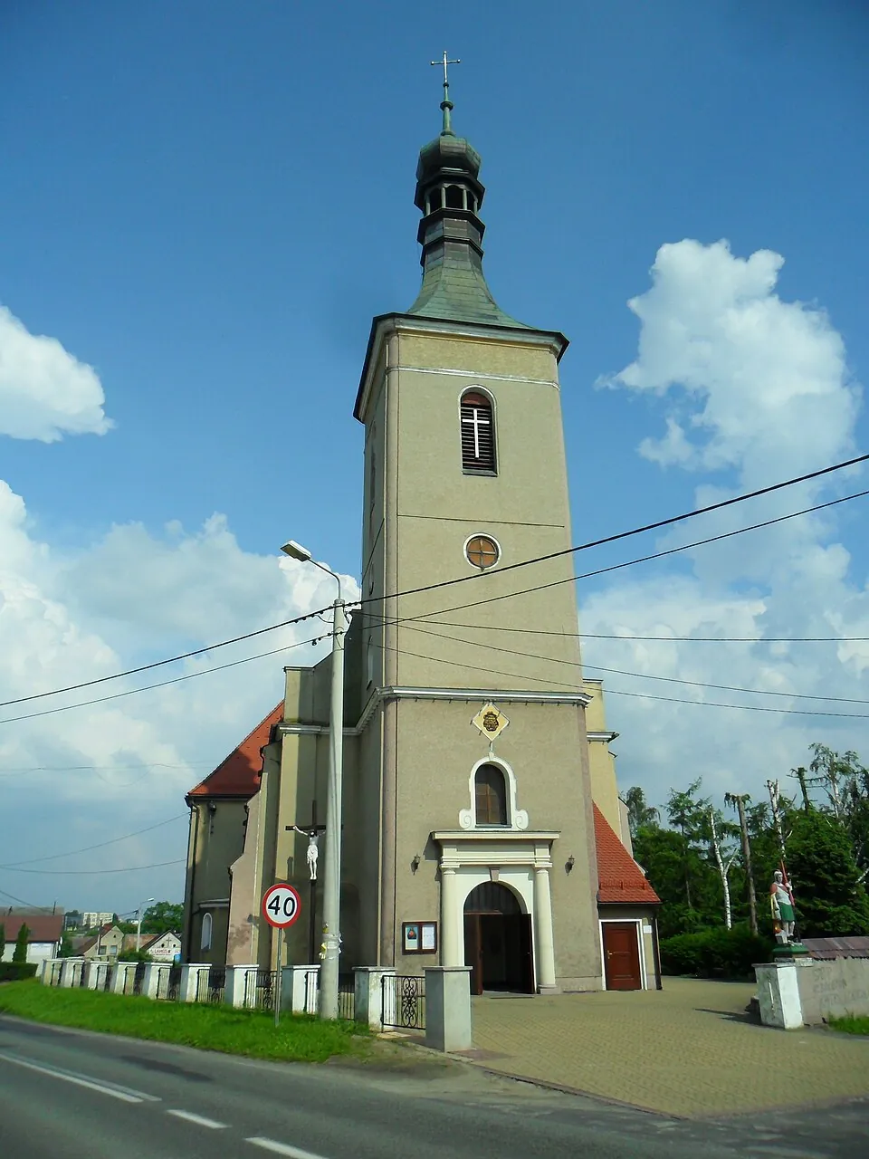 Kościół - Parafia św. Wita, Modesta i Krescencji