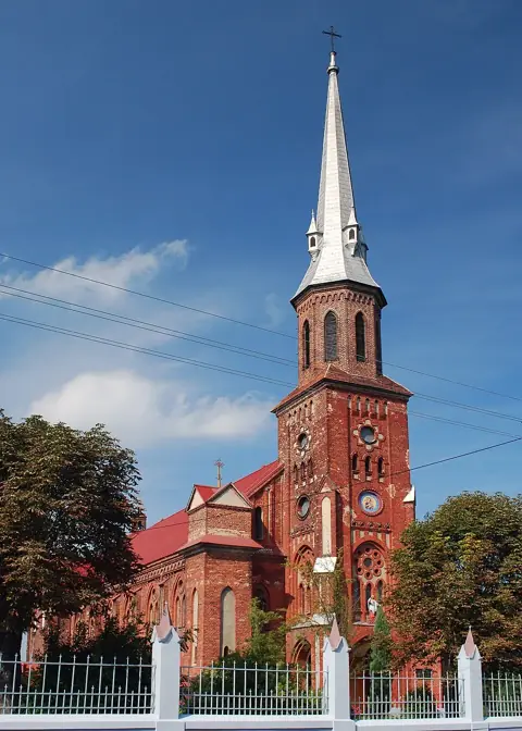 Kościół: Parafia św. Wojciecha, Niesułków
