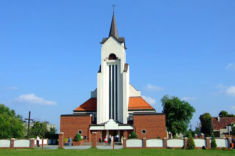 Kościół - Parafia MB Nieustającej Pomocy