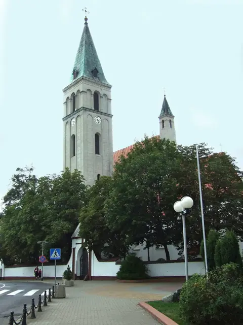 Kościół: Parafia Bożego Ciała, Olesno