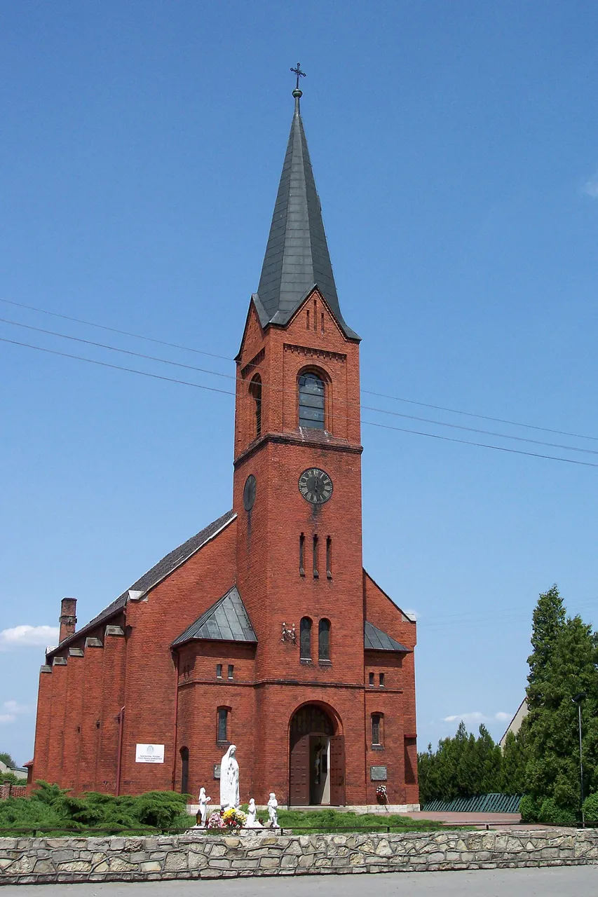 Kościół - Parafia Matki Boskiej Częstochowskiej i św. Wojciecha