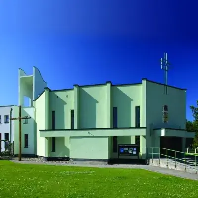 Kościół: Parafia Matki Bożej z Góry Karmel, Dąbki