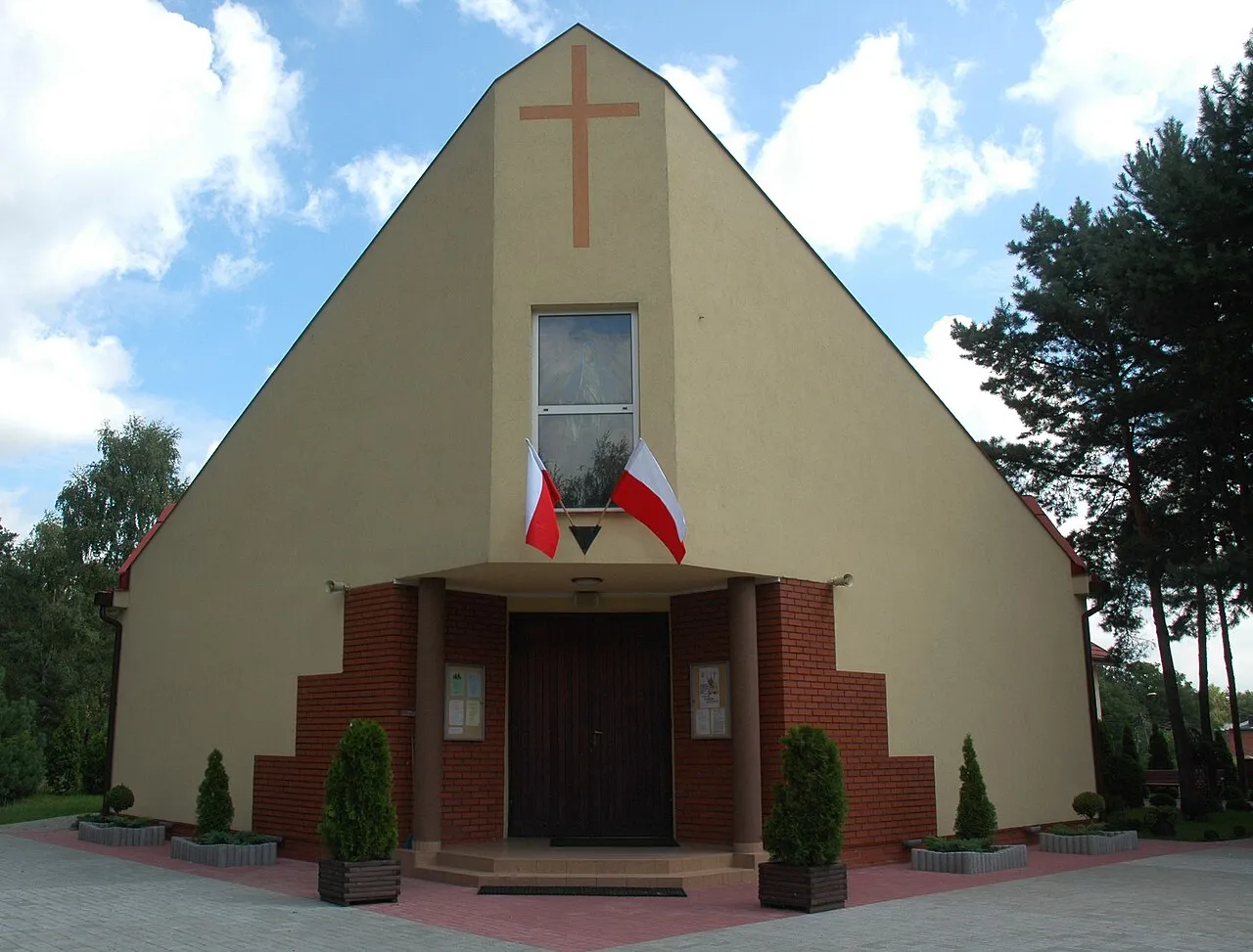 Kościół - Parafia MB Fatimskiej